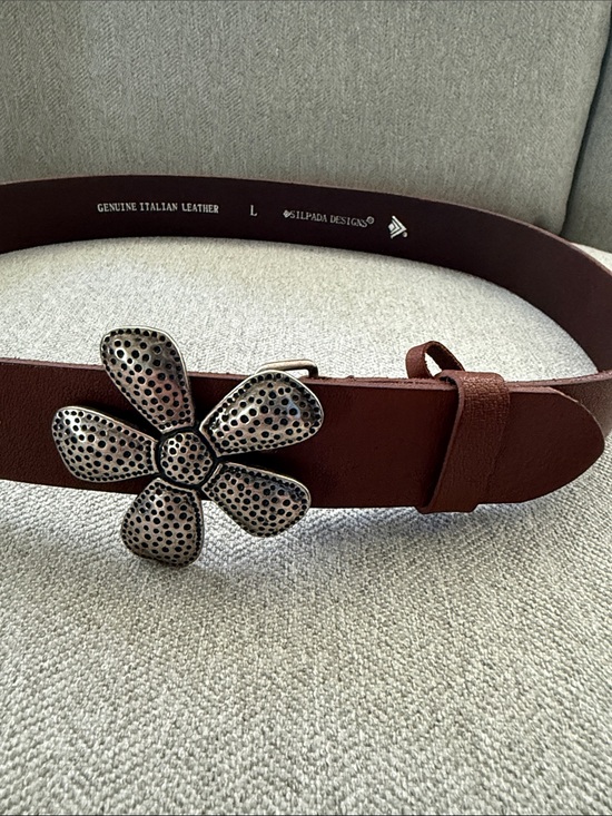 Silpada Genuine Italian Leather Cognac Flower Buckle Belt Large Retired main image 5